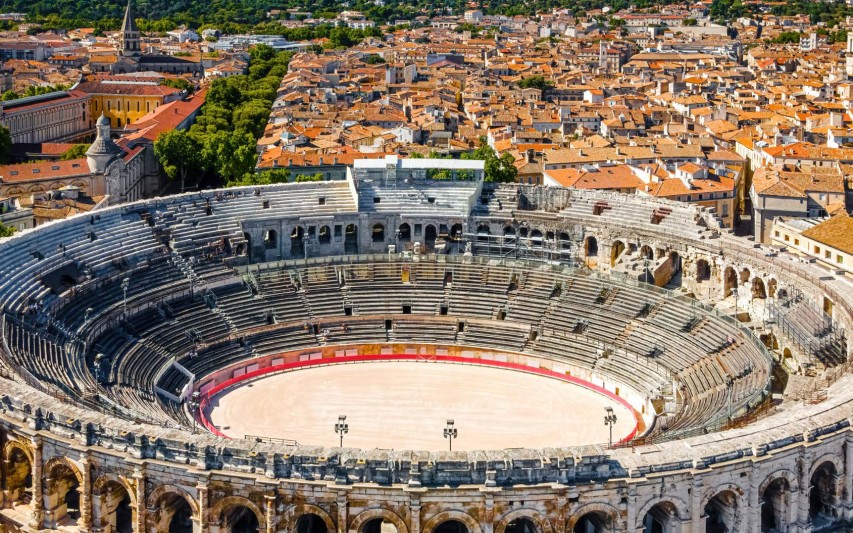 Nîmes (30) (30)