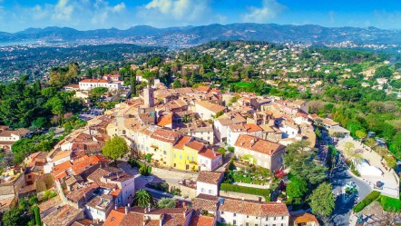 Mougins (06)